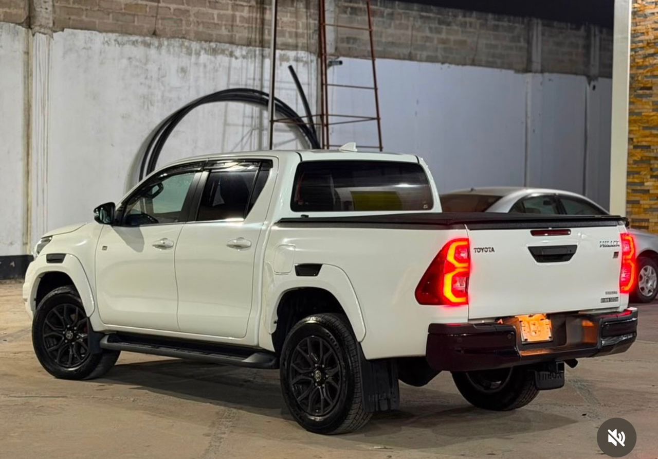 Toyota Hilux GR
