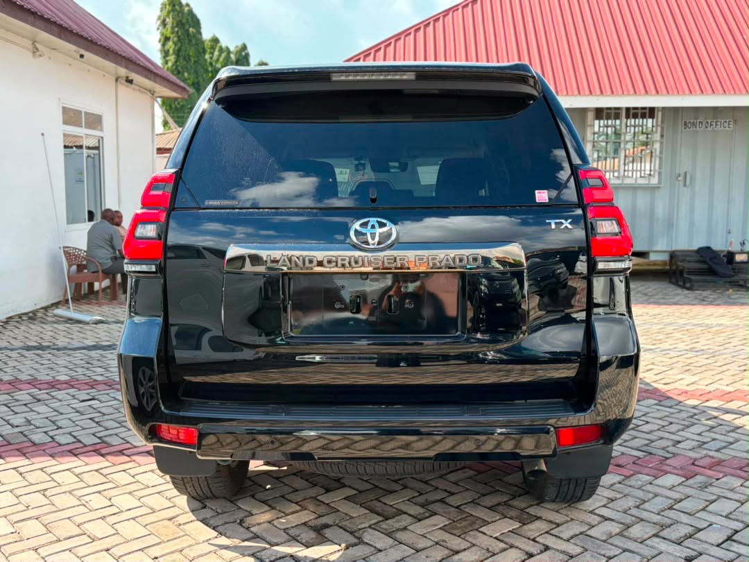 Toyota Land Cruiser 150