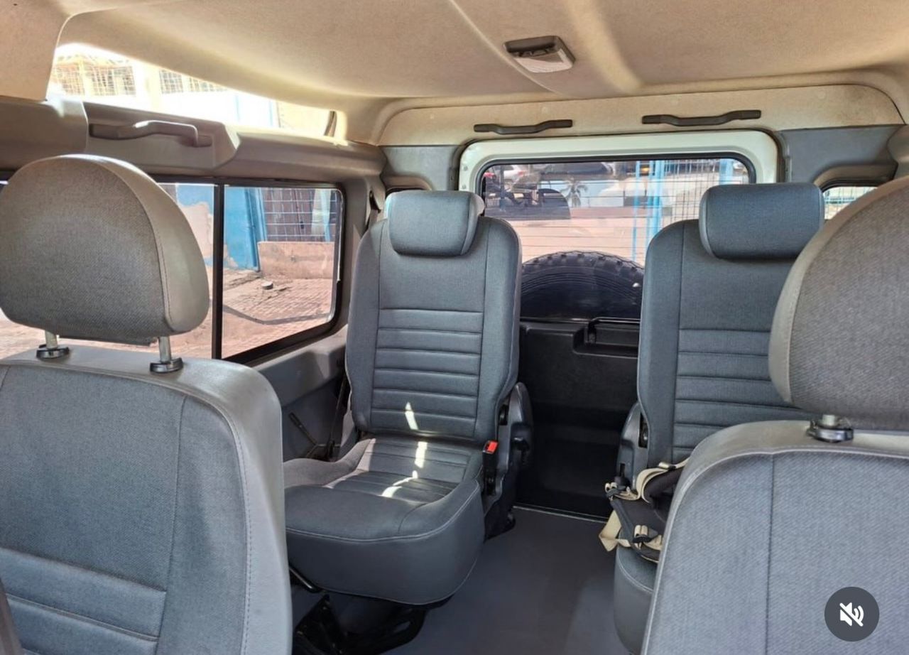 Rand Rover Defender