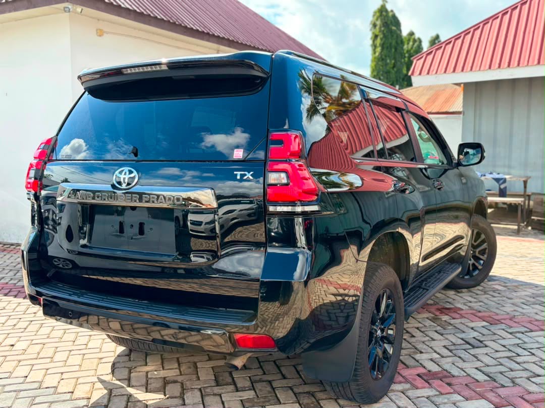 Toyota Land Cruiser 150