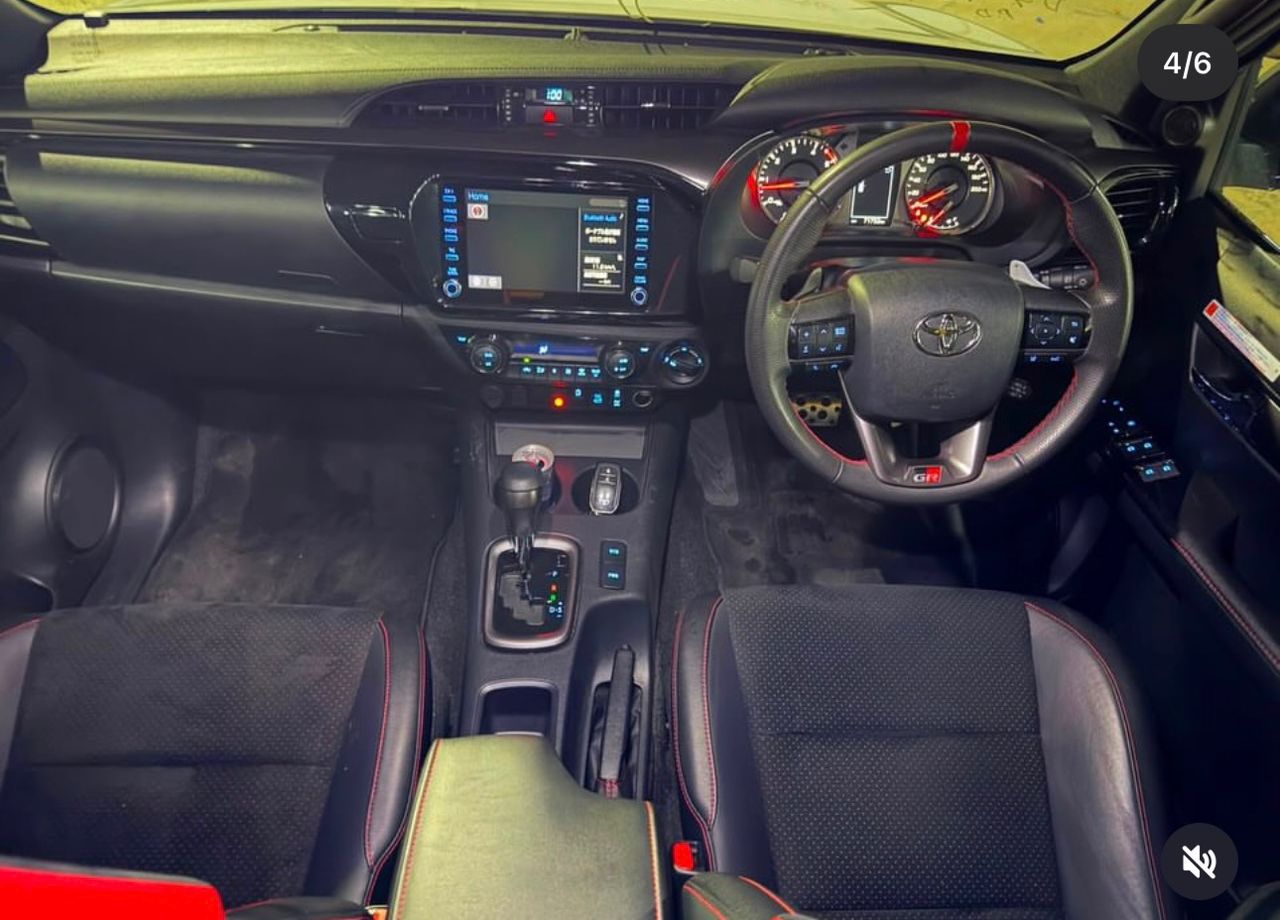 Toyota Hilux GR
