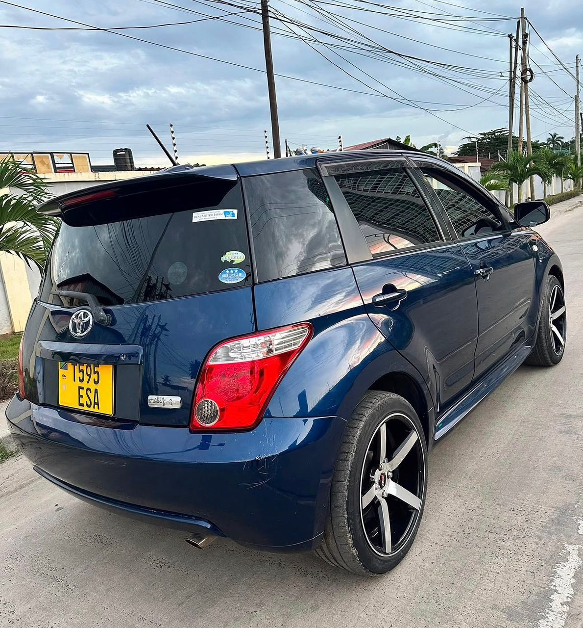Toyota IST
